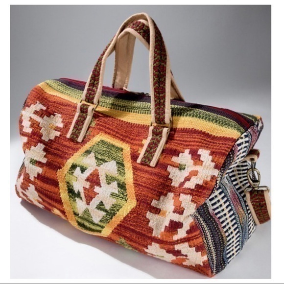 Montezuma’s Navajo & Southwestern Print Tr… - Picture 2 of 12